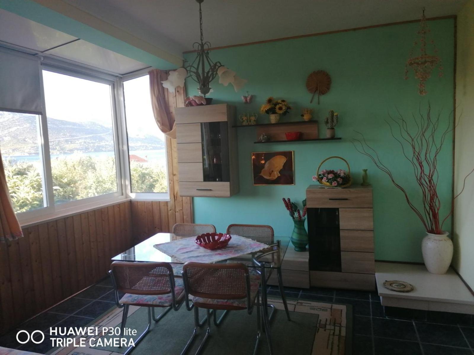 Apartmani Zute Račišće Kamer foto